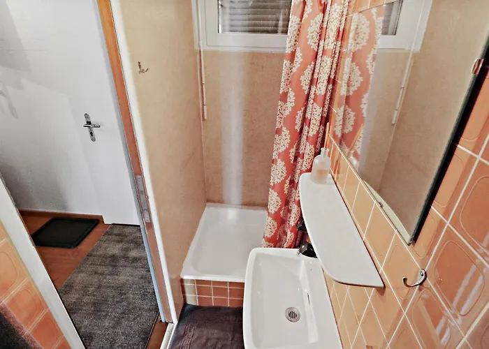 Chaleureux Avec Magnifique Vue